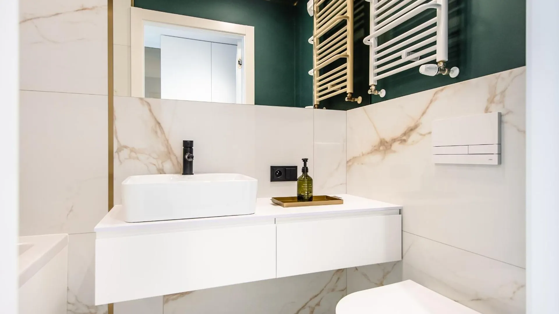 Super-Apartamenty Vip Jacuzzi IV Poznan 0*,
